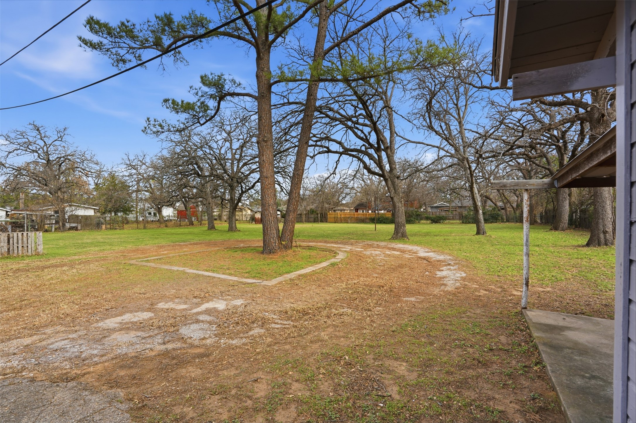 2325 Halbert Street Fort Worth TX 76112