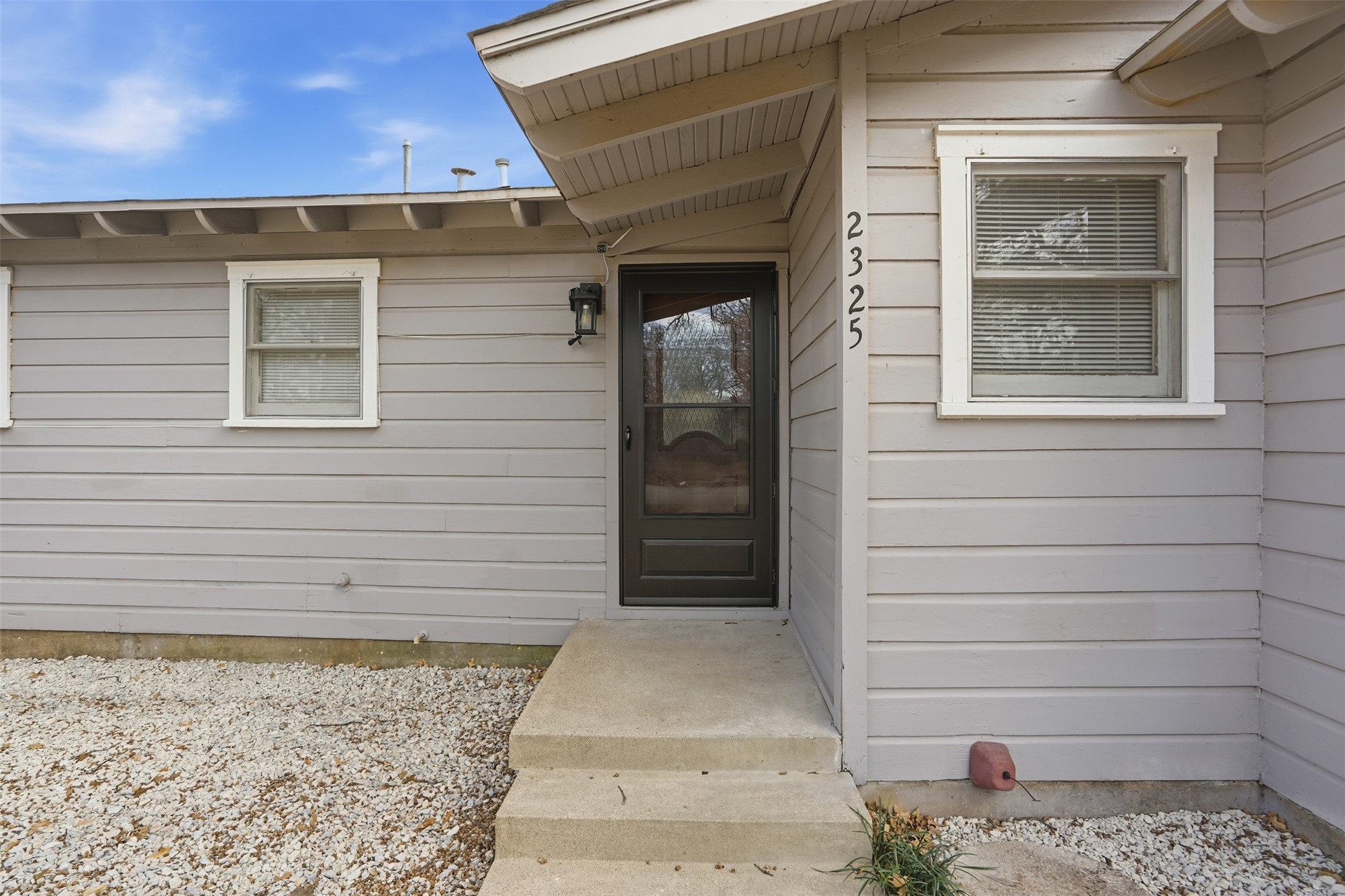 2325 Halbert Street Fort Worth TX 76112