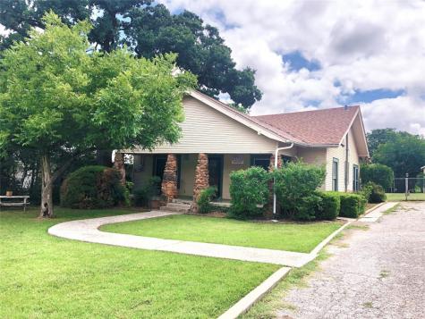302 S Ostrom Avenue Eastland TX 76448