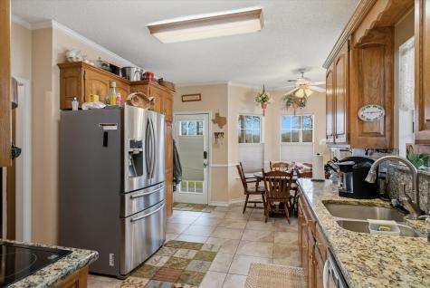 1323 Fm 859 Edgewood TX 75117