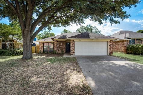 2728 Carten Street Fort Worth TX 76112