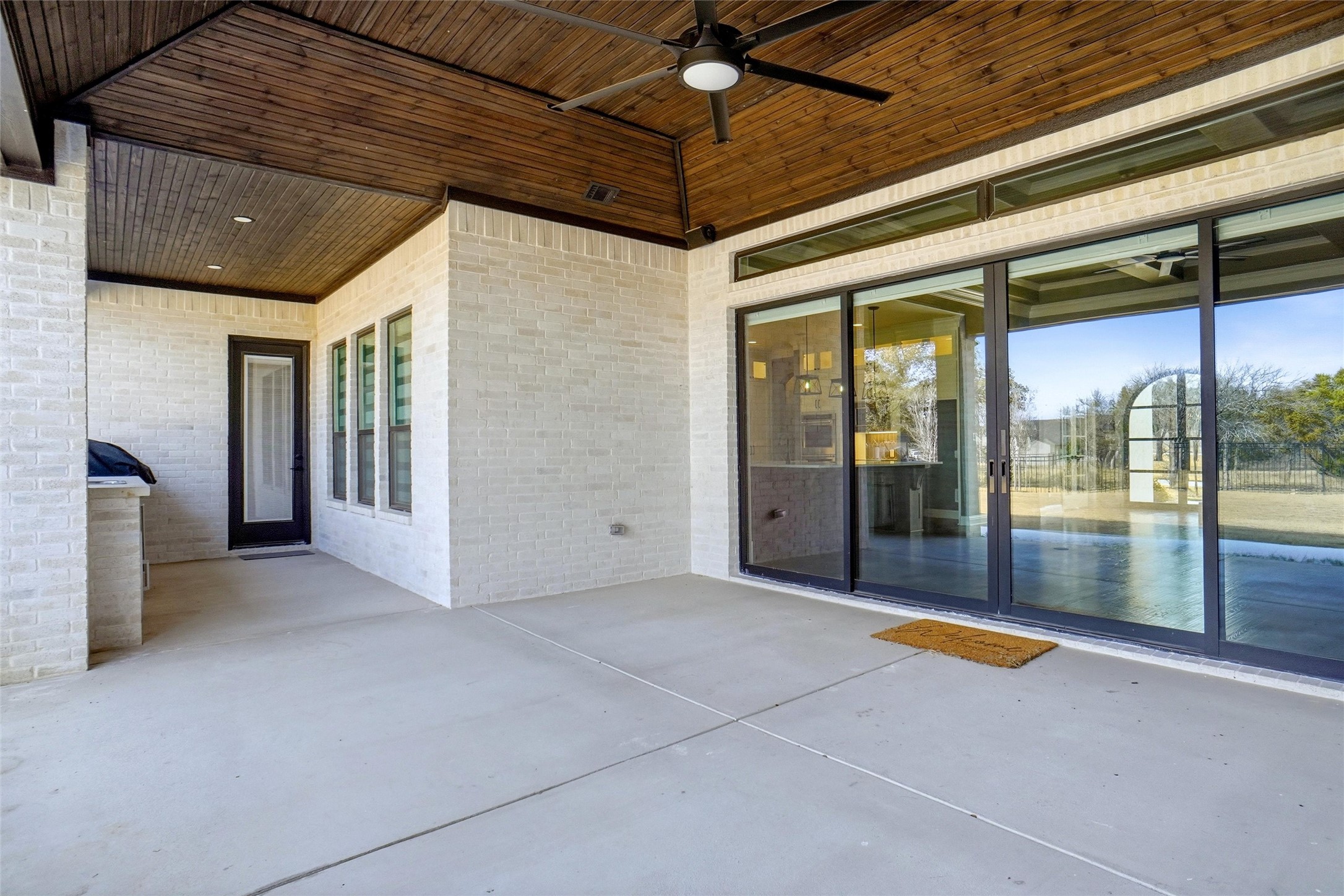 104 Woodview Creek Trail Fort Worth TX 76108