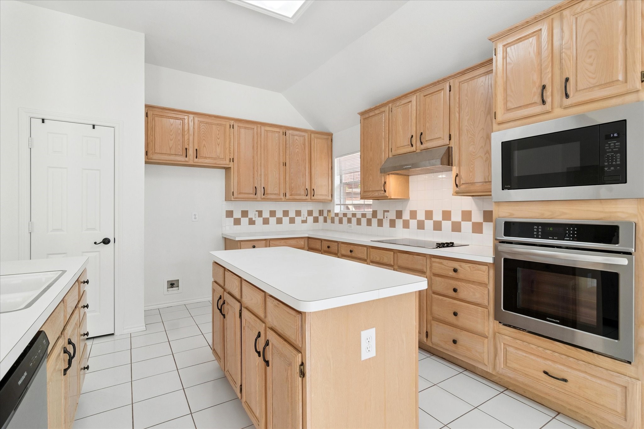 8402 Falconet Circle Mckinney TX 75072