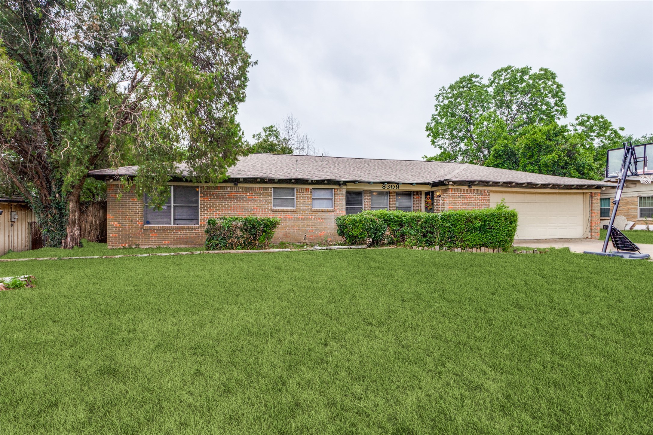 8309 Doreen Avenue Fort Worth TX 76116