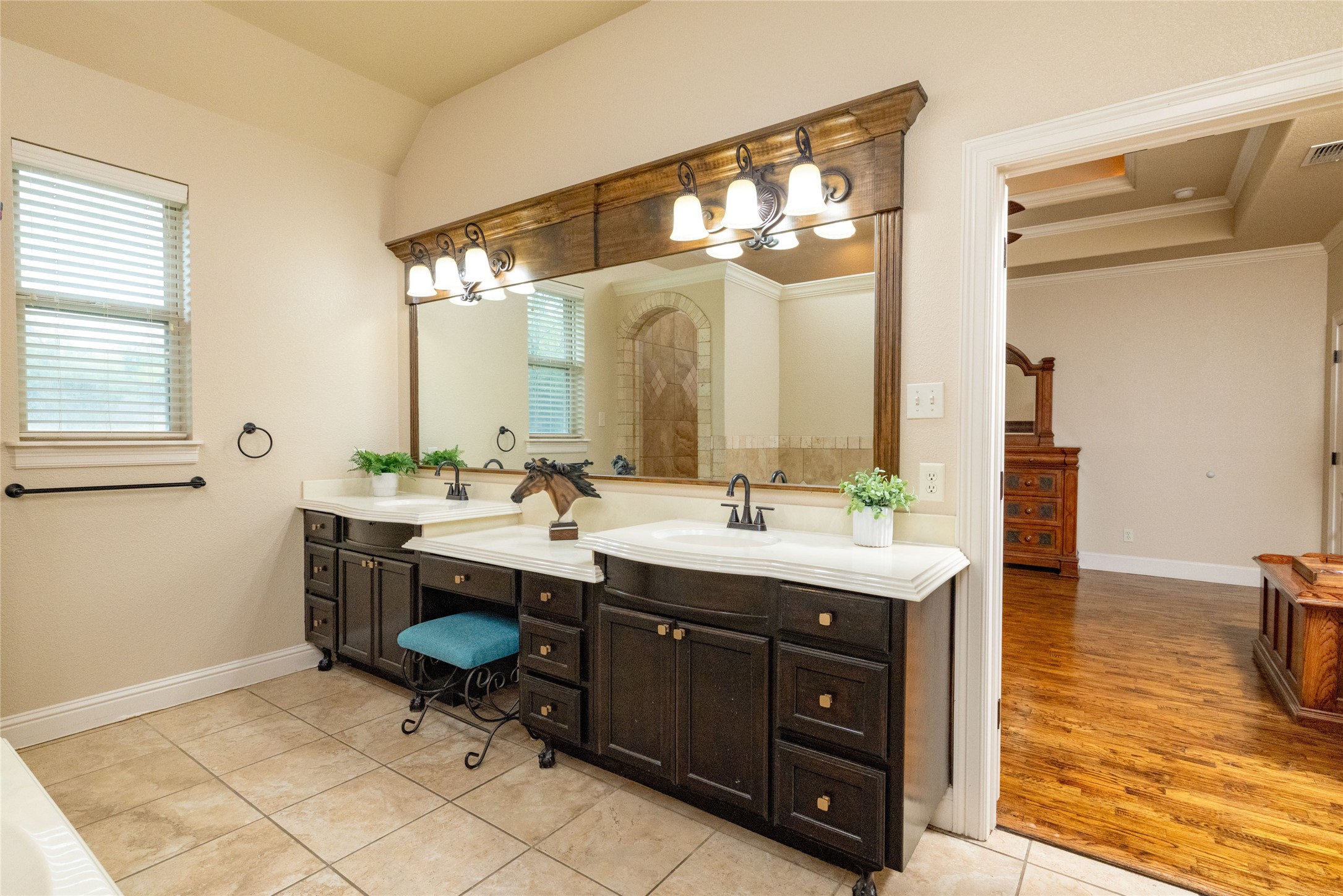 208 Ellis Creek Drive Weatherford TX 76085