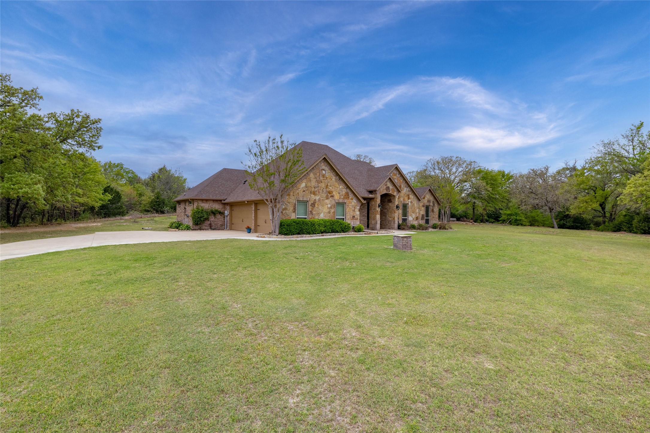 208 Ellis Creek Drive Weatherford TX 76085