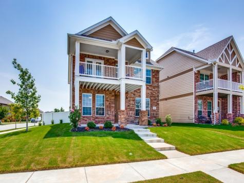 1440 Bull Street Aubrey TX 76227