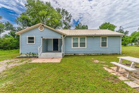 208 Lee Ivie Lane Emory TX 75440