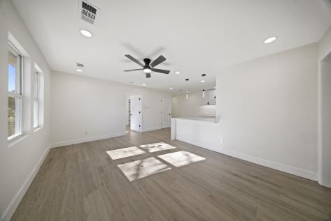 1817 Newton Street Arlington TX 76010