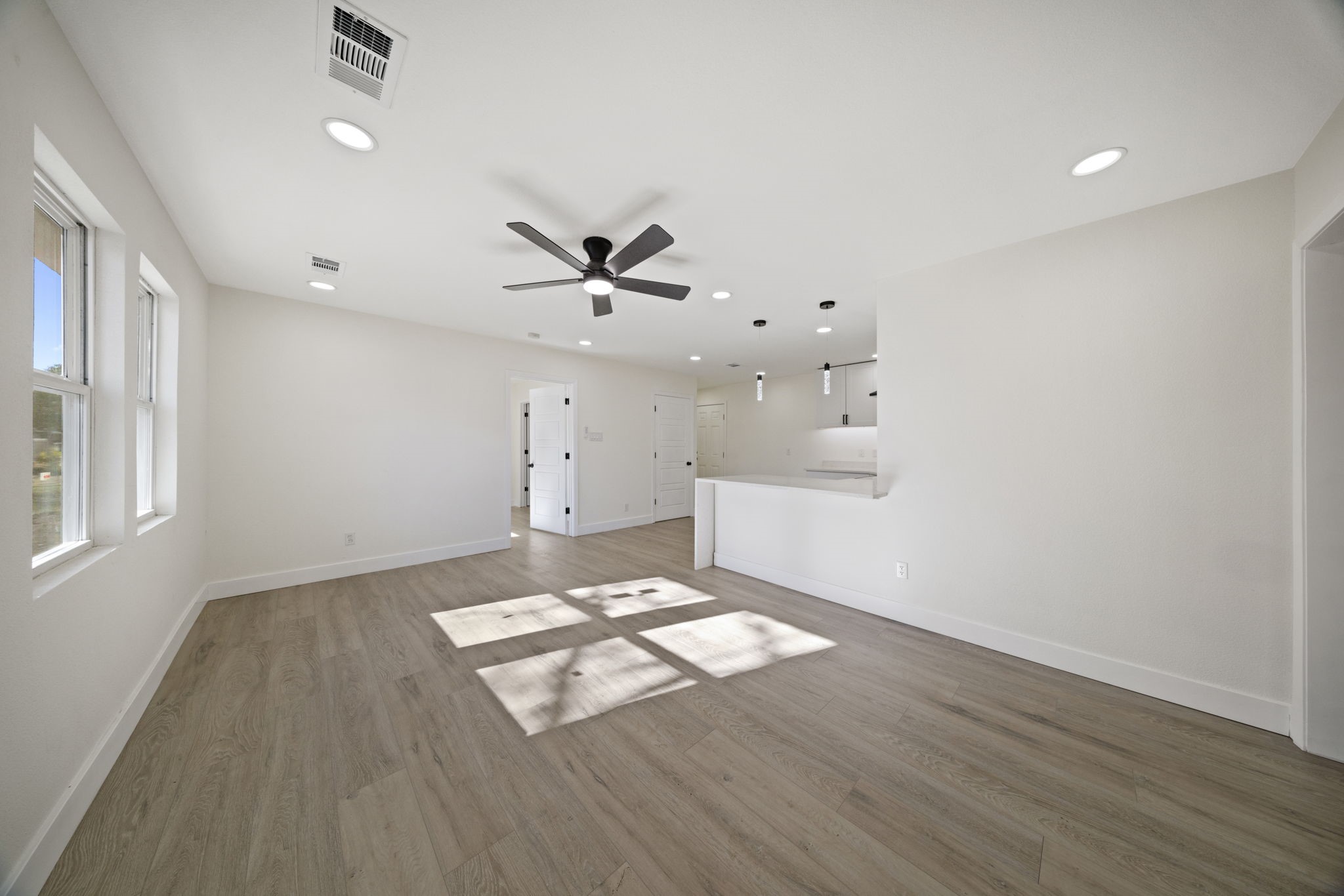 1817 Newton Street Arlington TX 76010