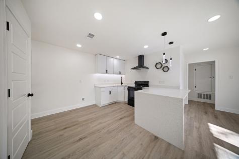 1817 Newton Street Arlington TX 76010