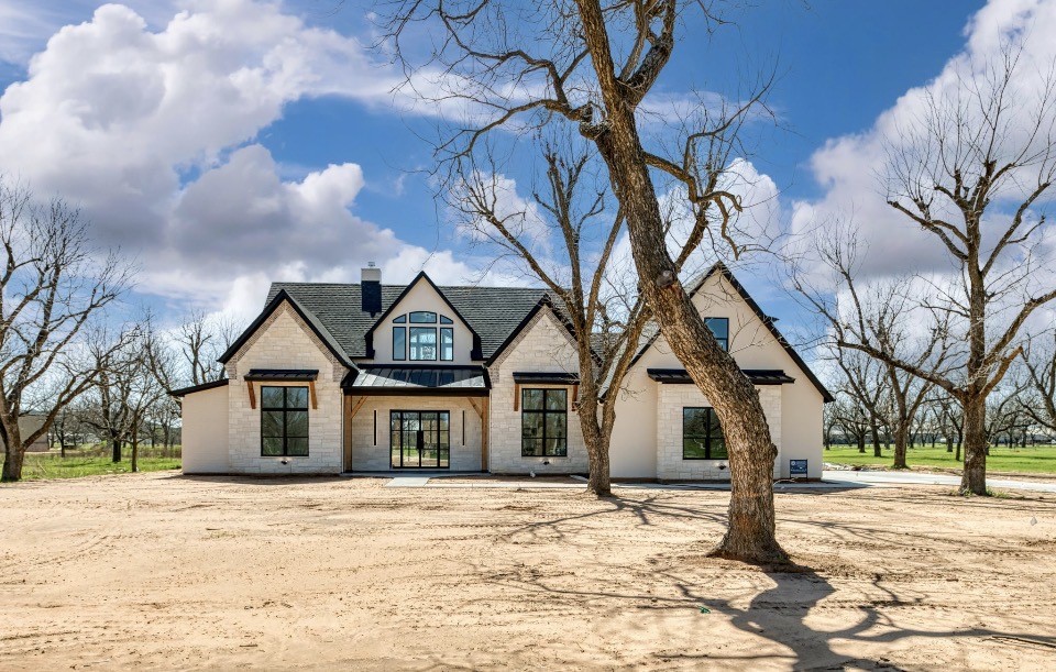 1637 Earhart Drive Granbury TX 76049