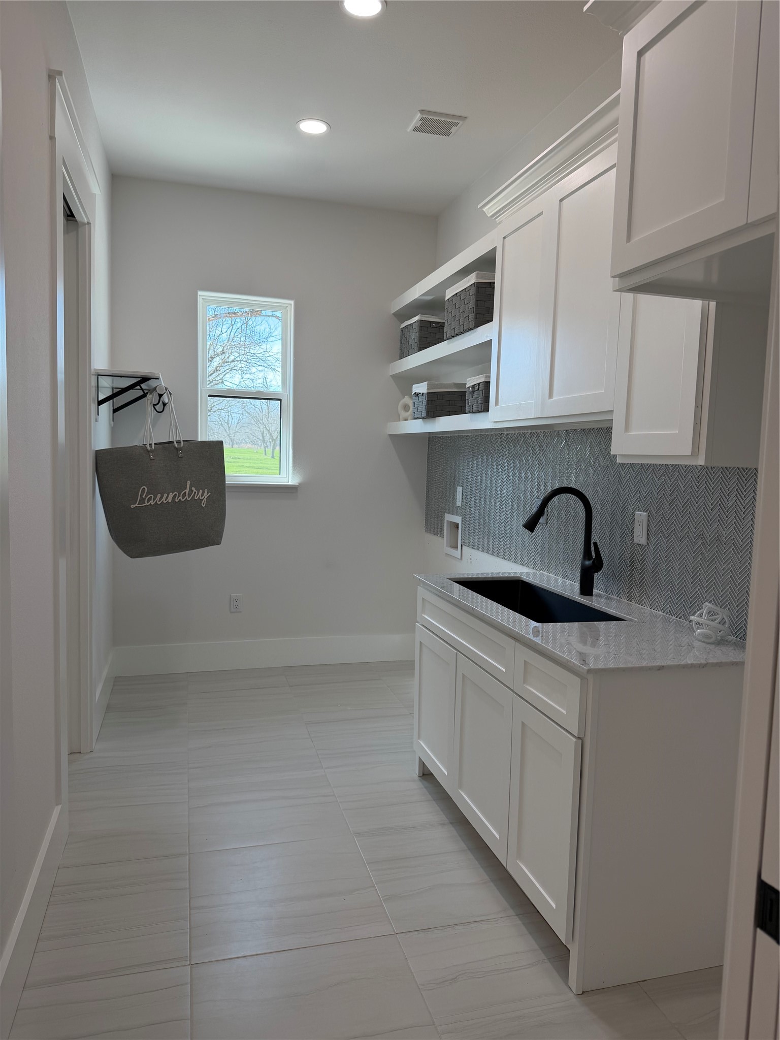 1637 Earhart Drive Granbury TX 76049