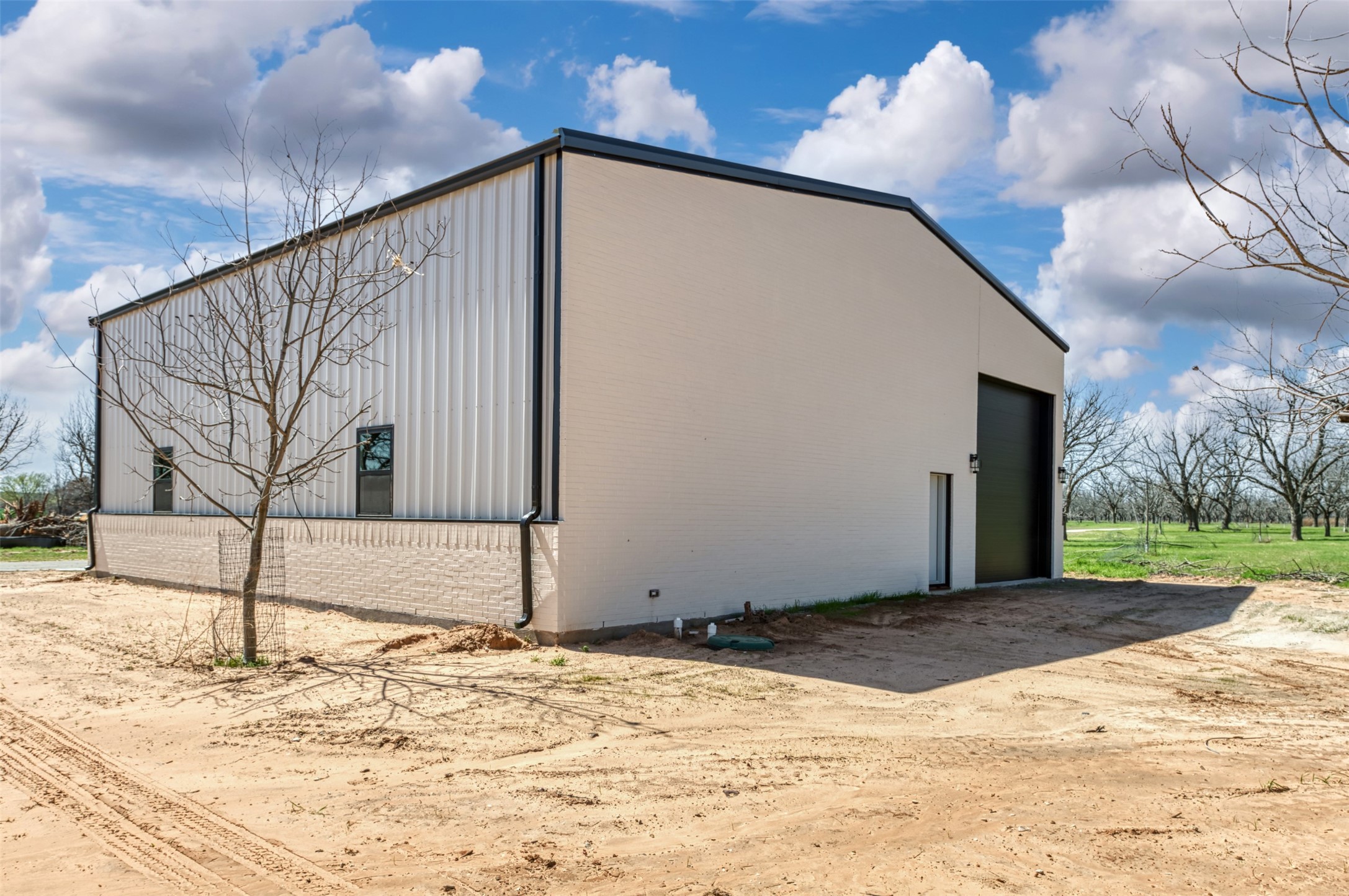 1637 Earhart Drive Granbury TX 76049