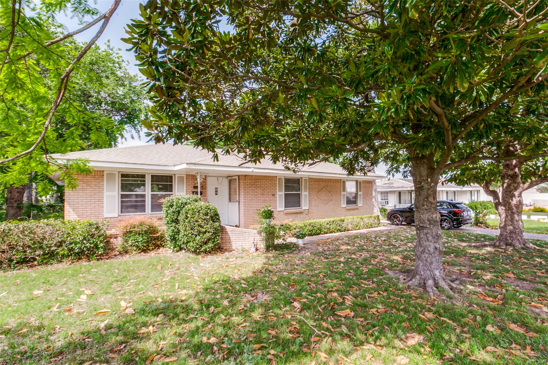 325 Hillside Avenue Richardson TX 75081