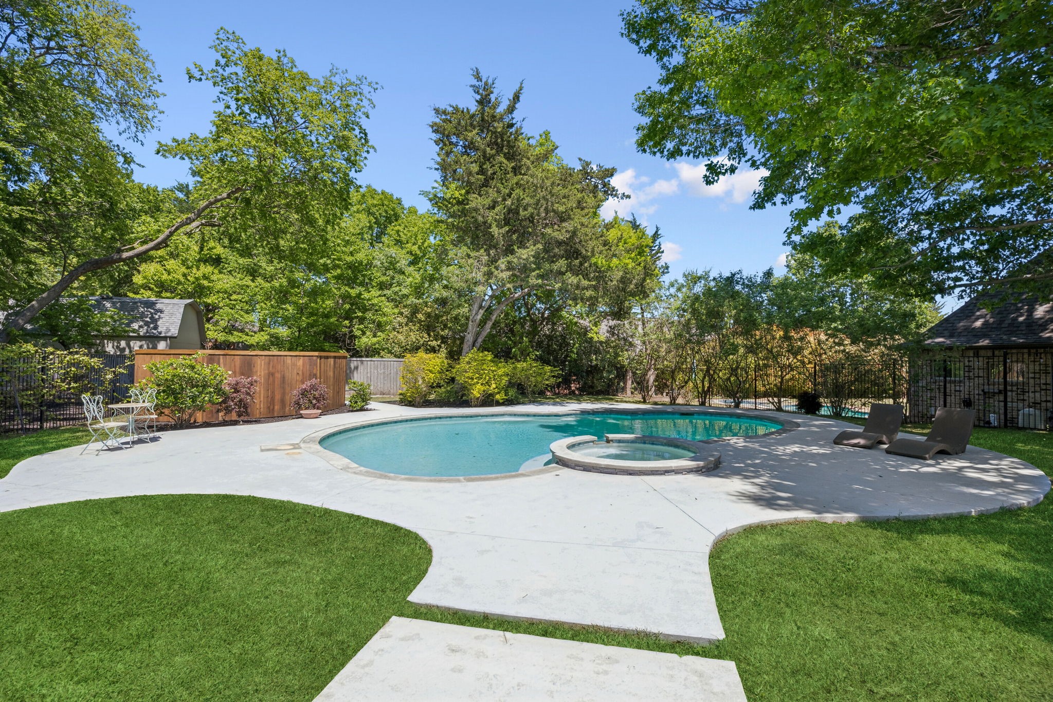 732 Creek Valley Court Allen TX 75002