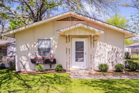 1017 E Oak Street Denton TX 76205