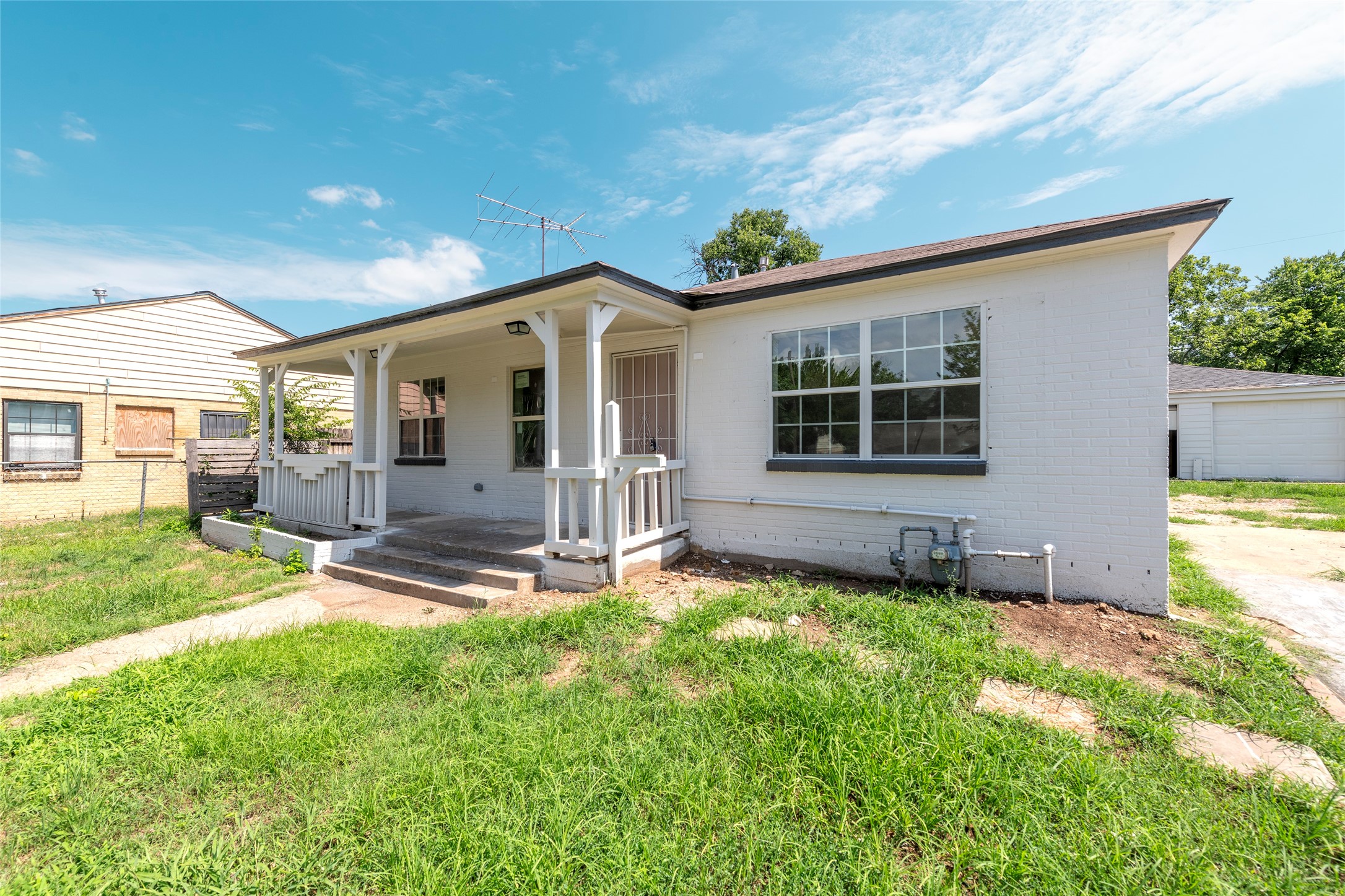 3924 Dismount Street Dallas TX 75211