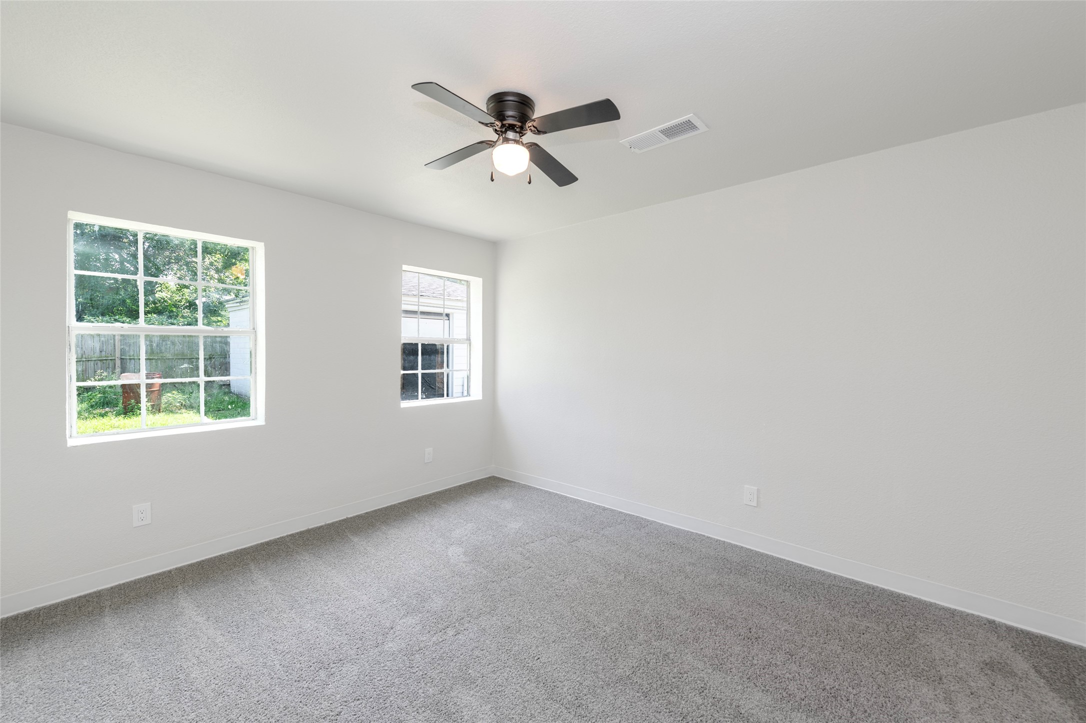 3924 Dismount Street Dallas TX 75211
