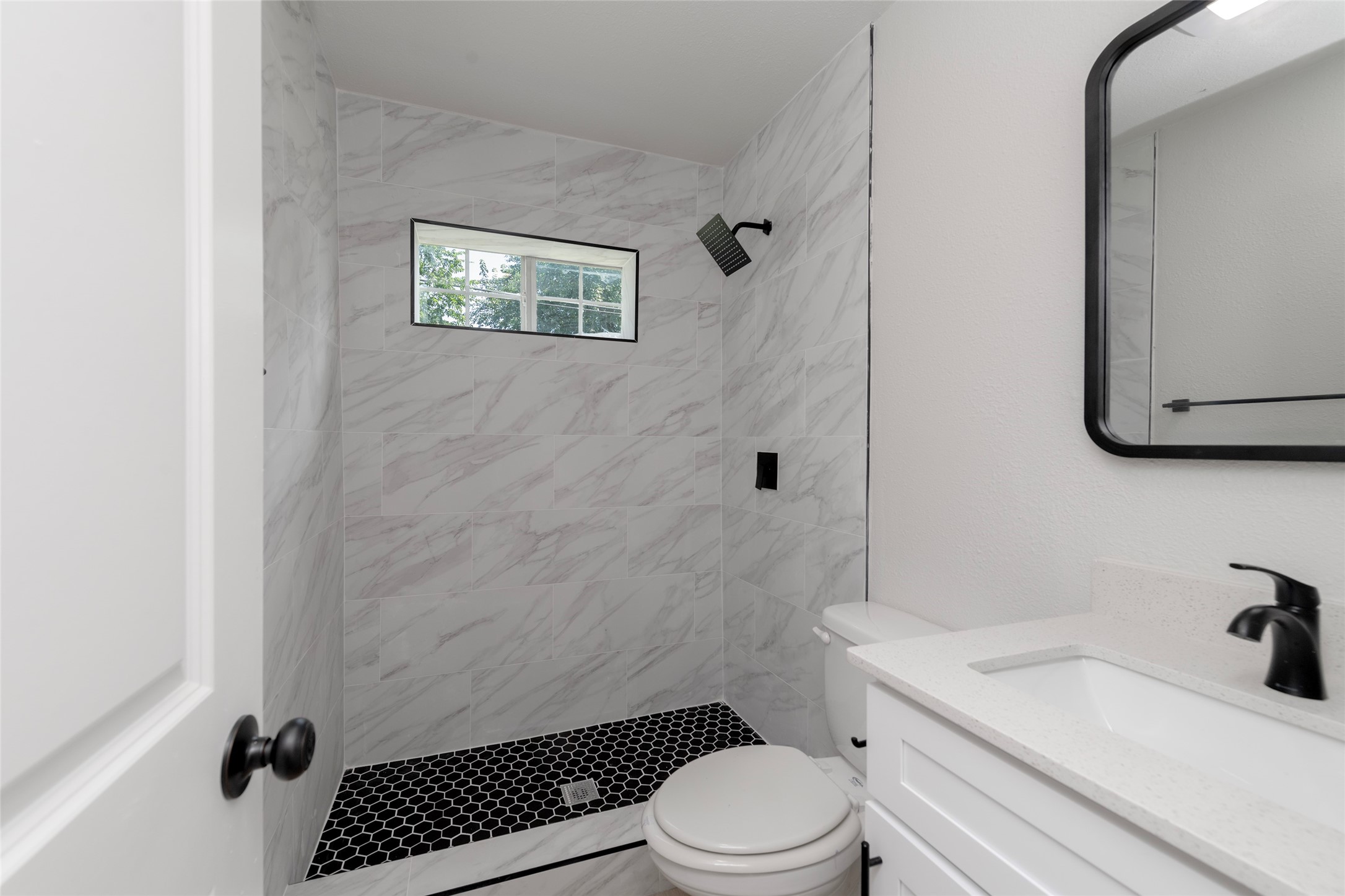 3924 Dismount Street Dallas TX 75211
