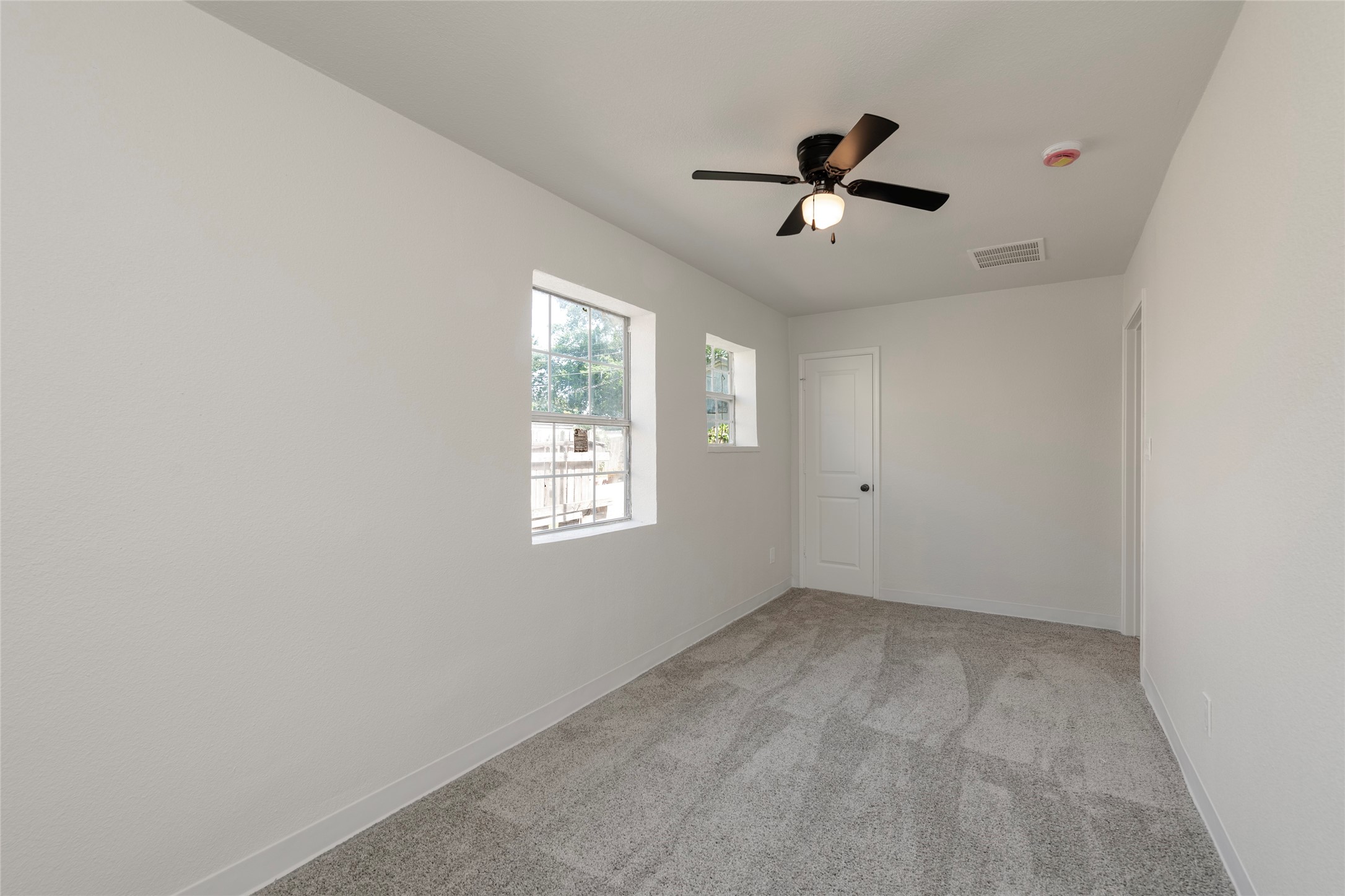 3924 Dismount Street Dallas TX 75211
