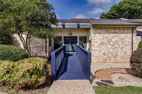 412 Havenwood Lane N Fort Worth TX 76112