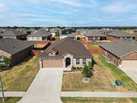 1211 Tiburon Trail Cleburne TX 76033