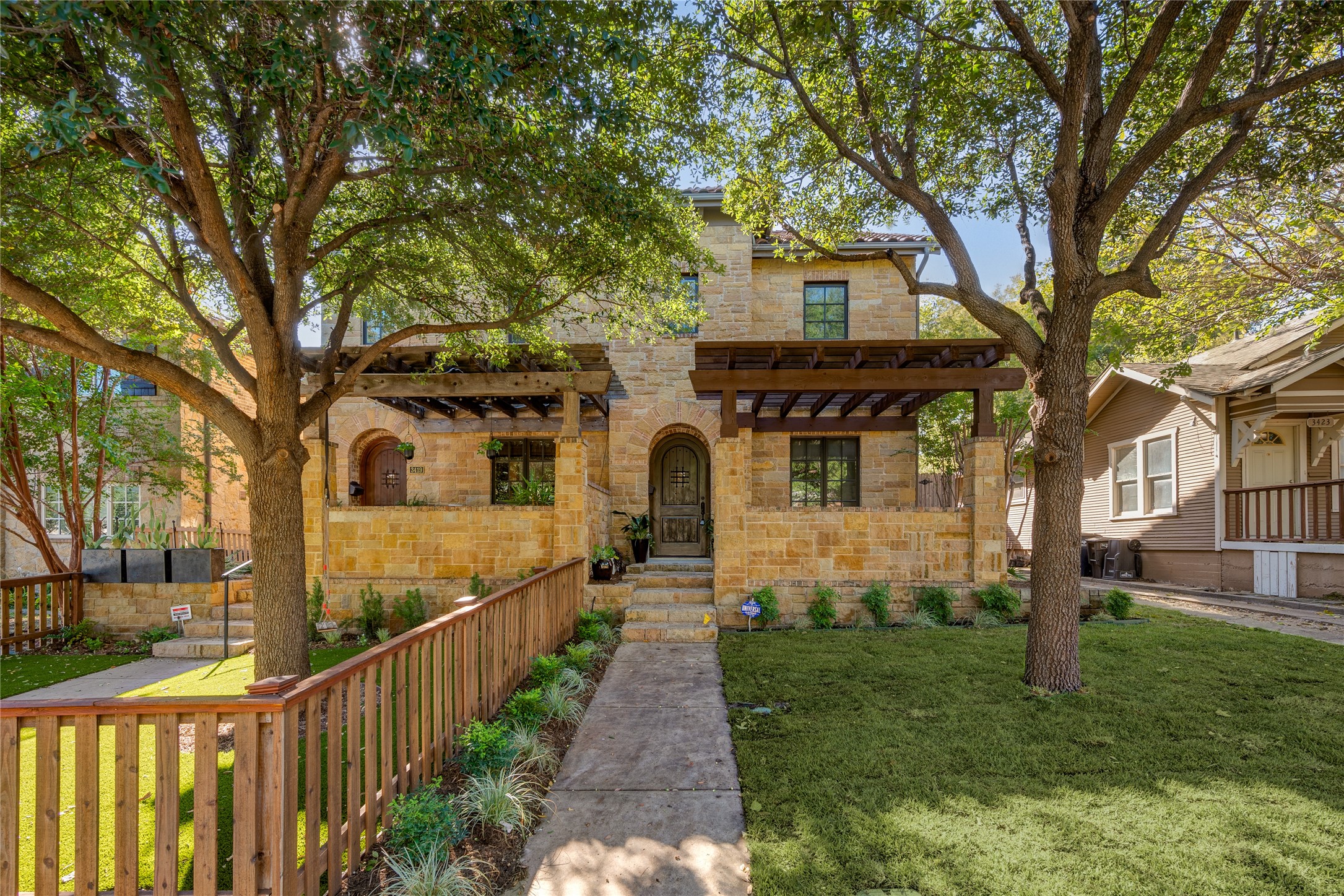 3421 W 4th Street Fort Worth TX 76107