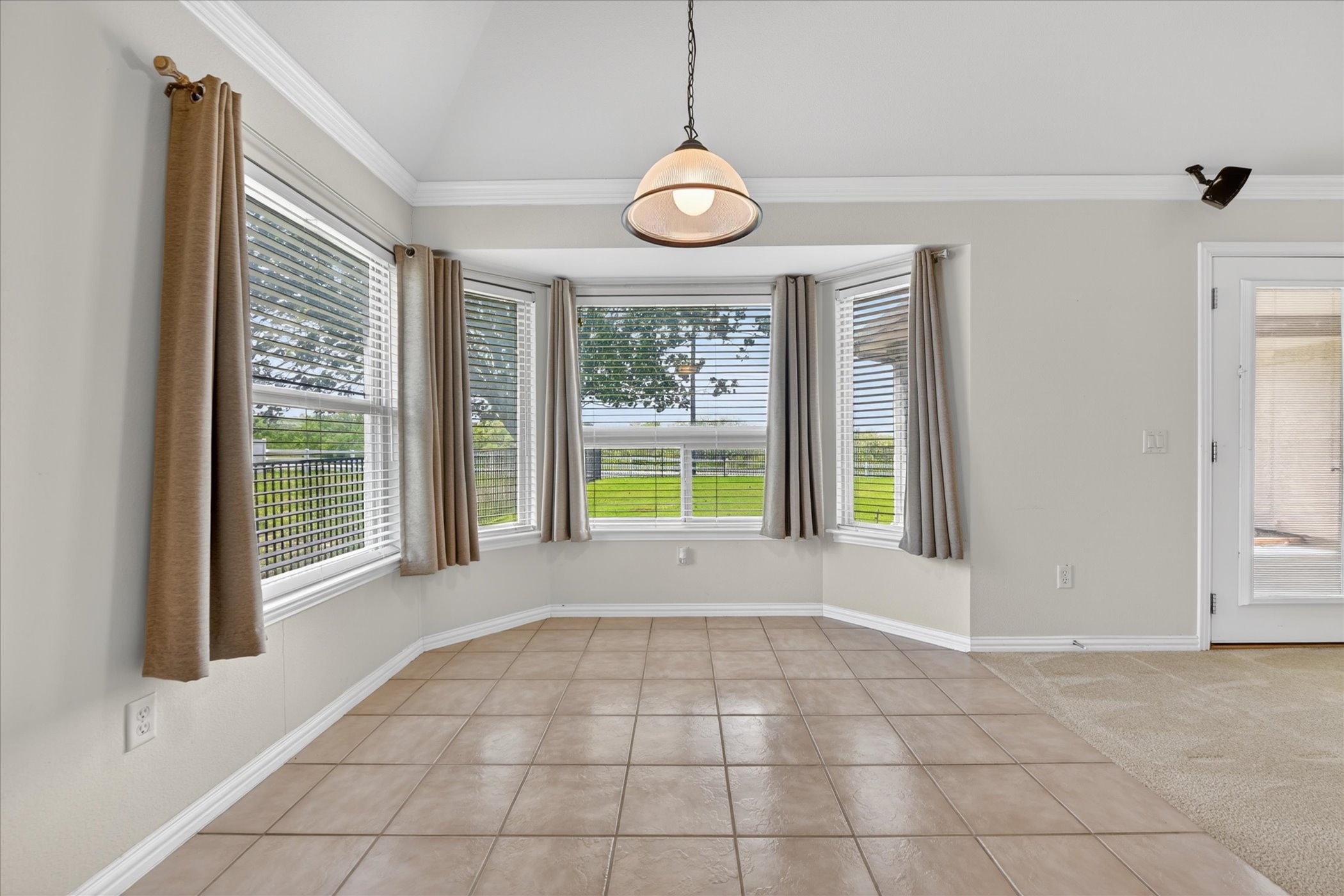 11217 Southerland Drive Denton TX 76207