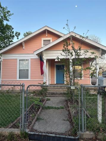 620 S Willomet Avenue Dallas TX 75208