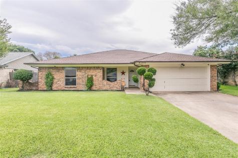 4104 Hemlock Street Fort Worth TX 76137