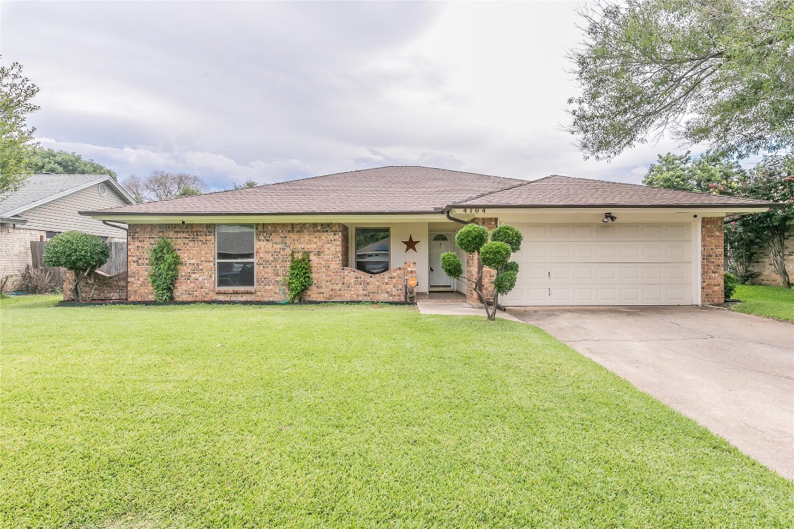 4104 Hemlock Street Fort Worth TX 76137
