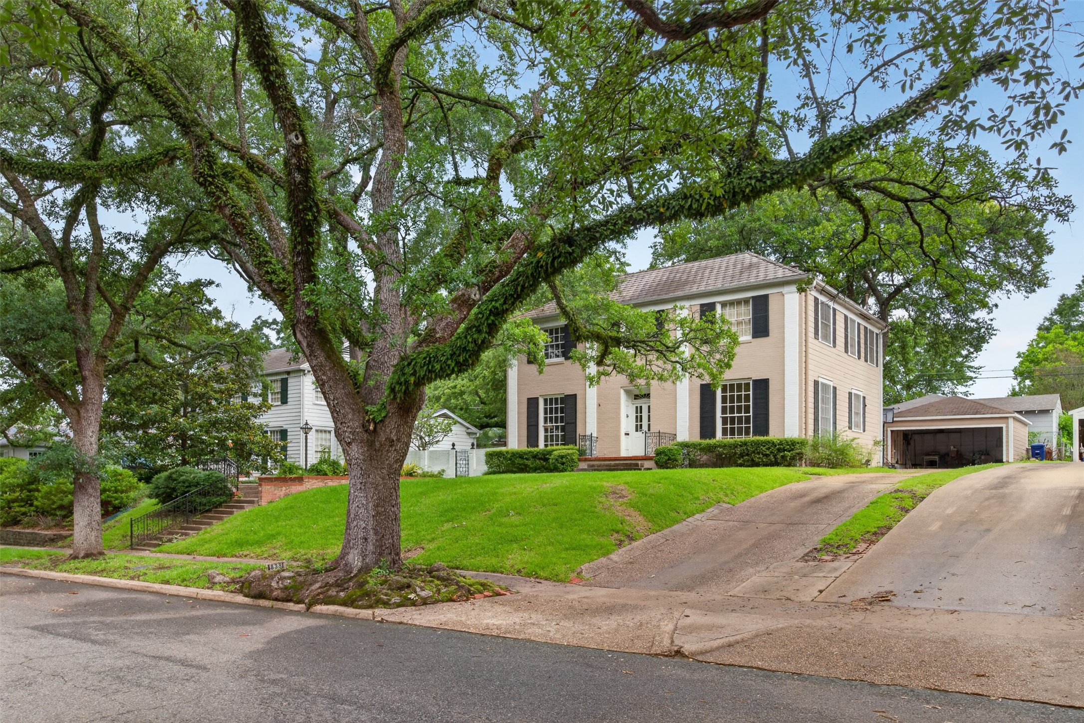 838 Mccormick Street Shreveport LA 71104