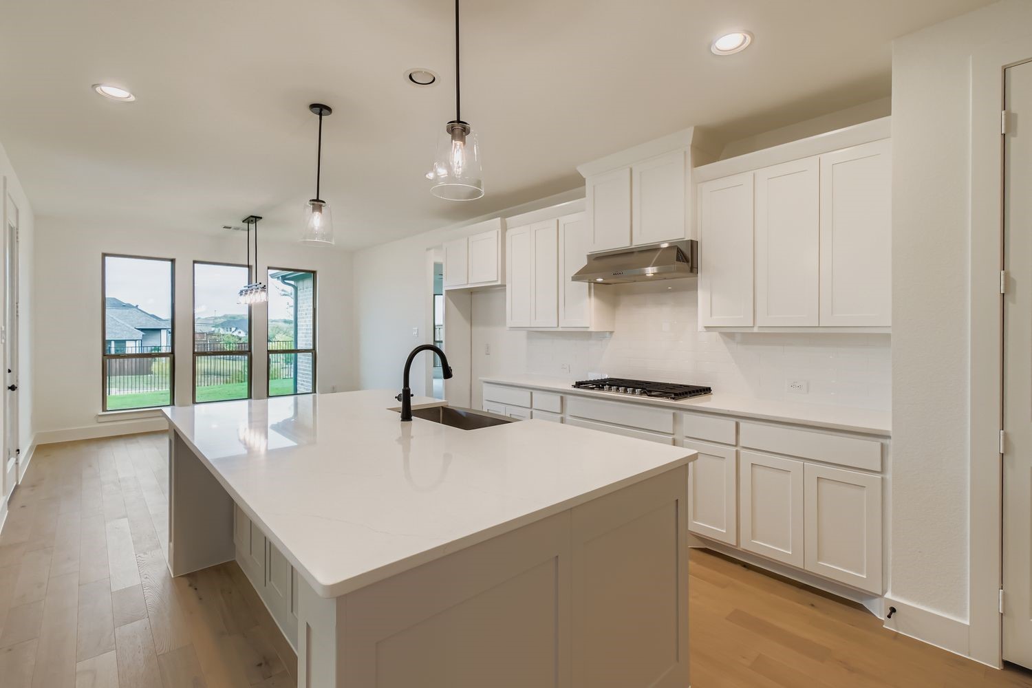 150 Longhorn Bend Rhome TX 76078