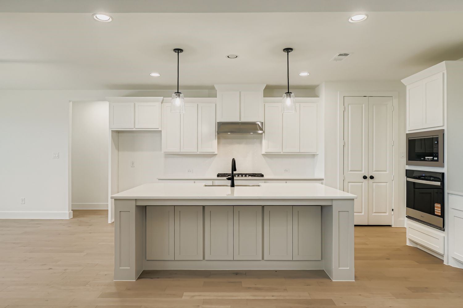 150 Longhorn Bend Rhome TX 76078