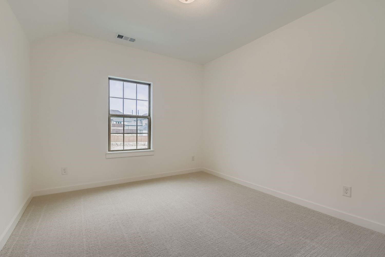 150 Longhorn Bend Rhome TX 76078