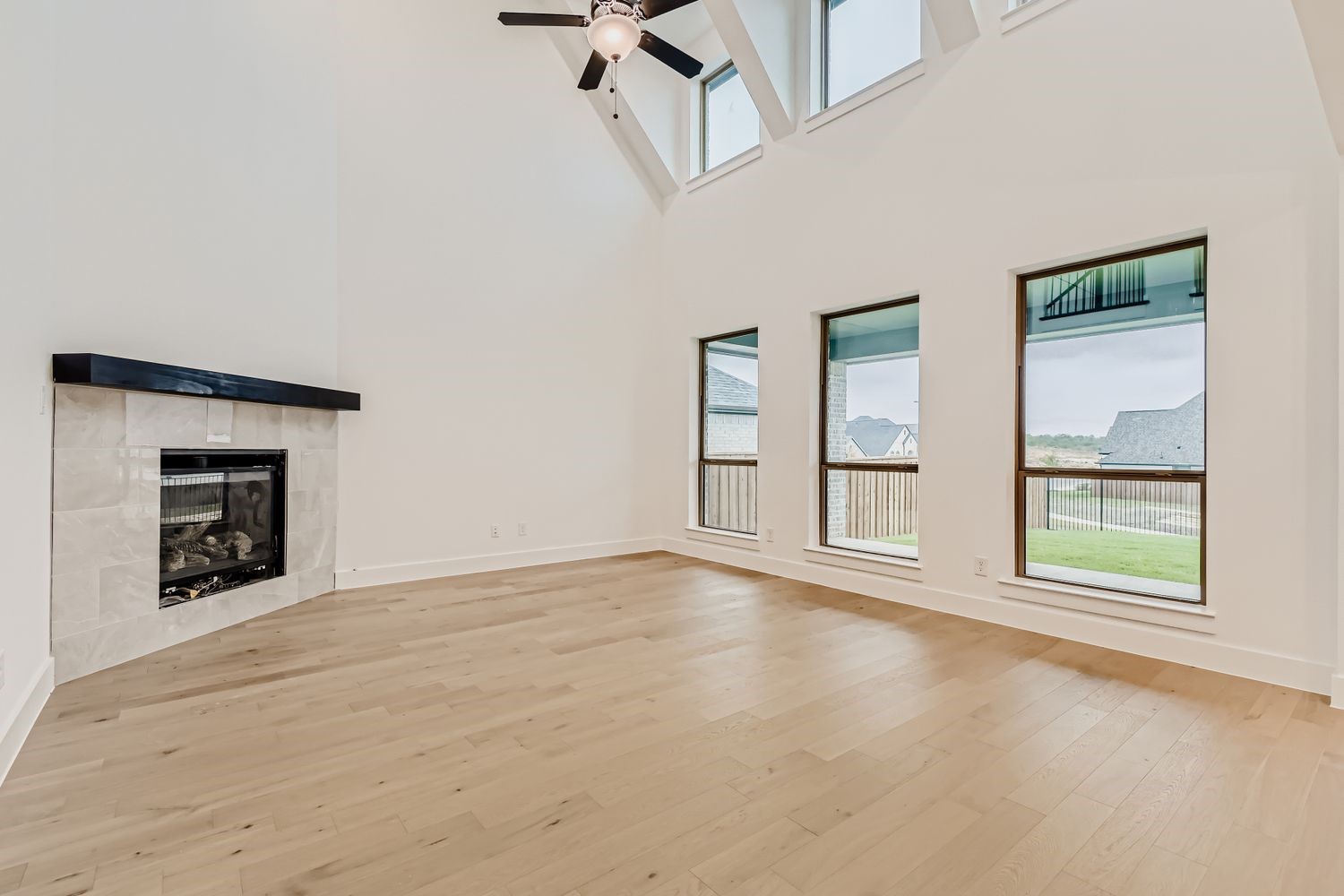 150 Longhorn Bend Rhome TX 76078