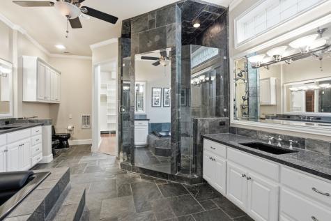 1006 S Wellington Point Road Mckinney TX 75072