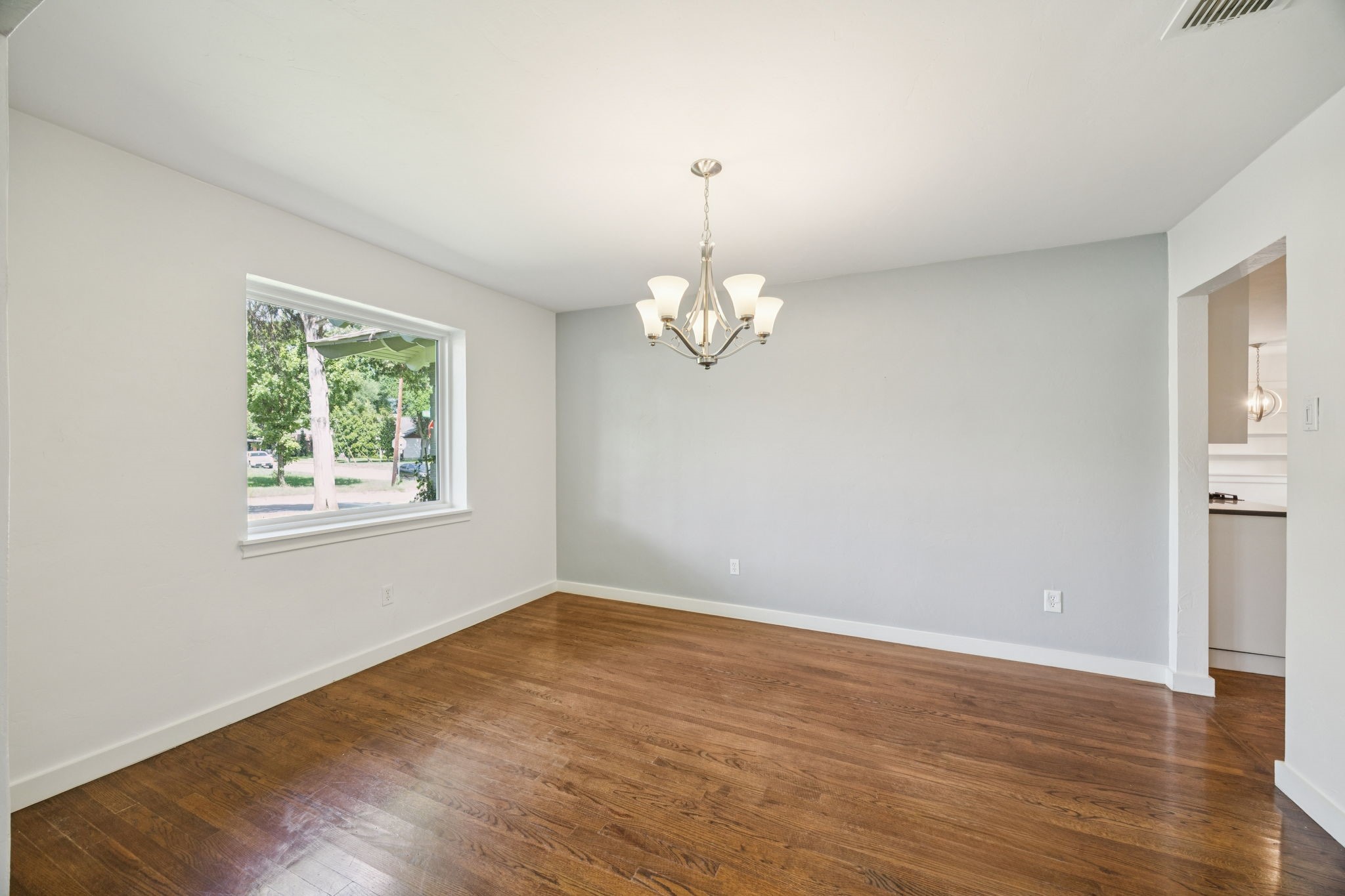6742 Williamson Road Dallas TX 75214
