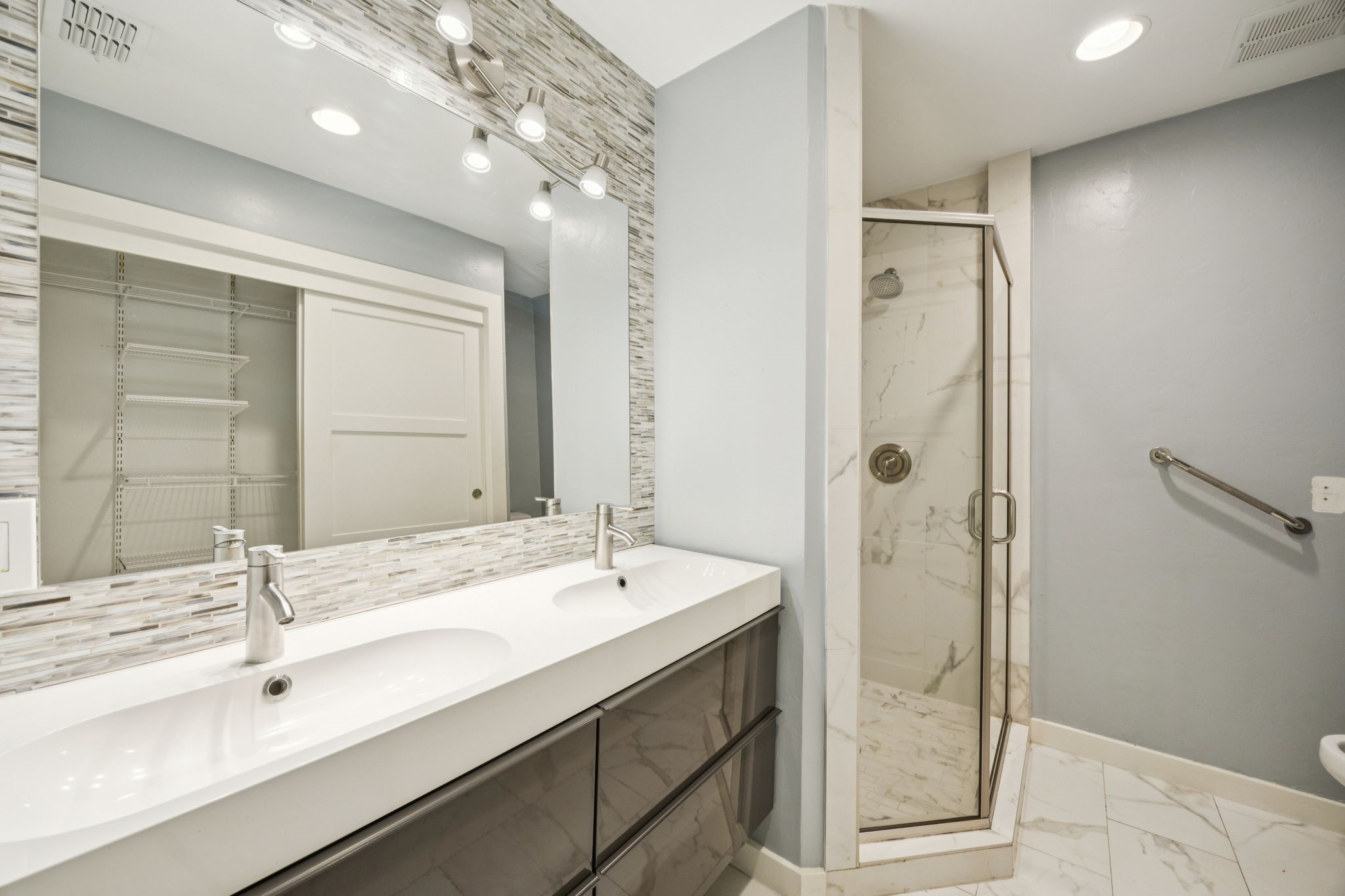 6742 Williamson Road Dallas TX 75214