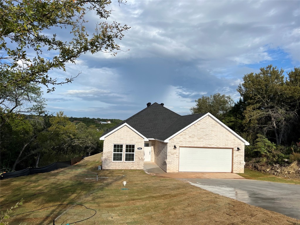 5002 Frio Drive Granbury TX 76048