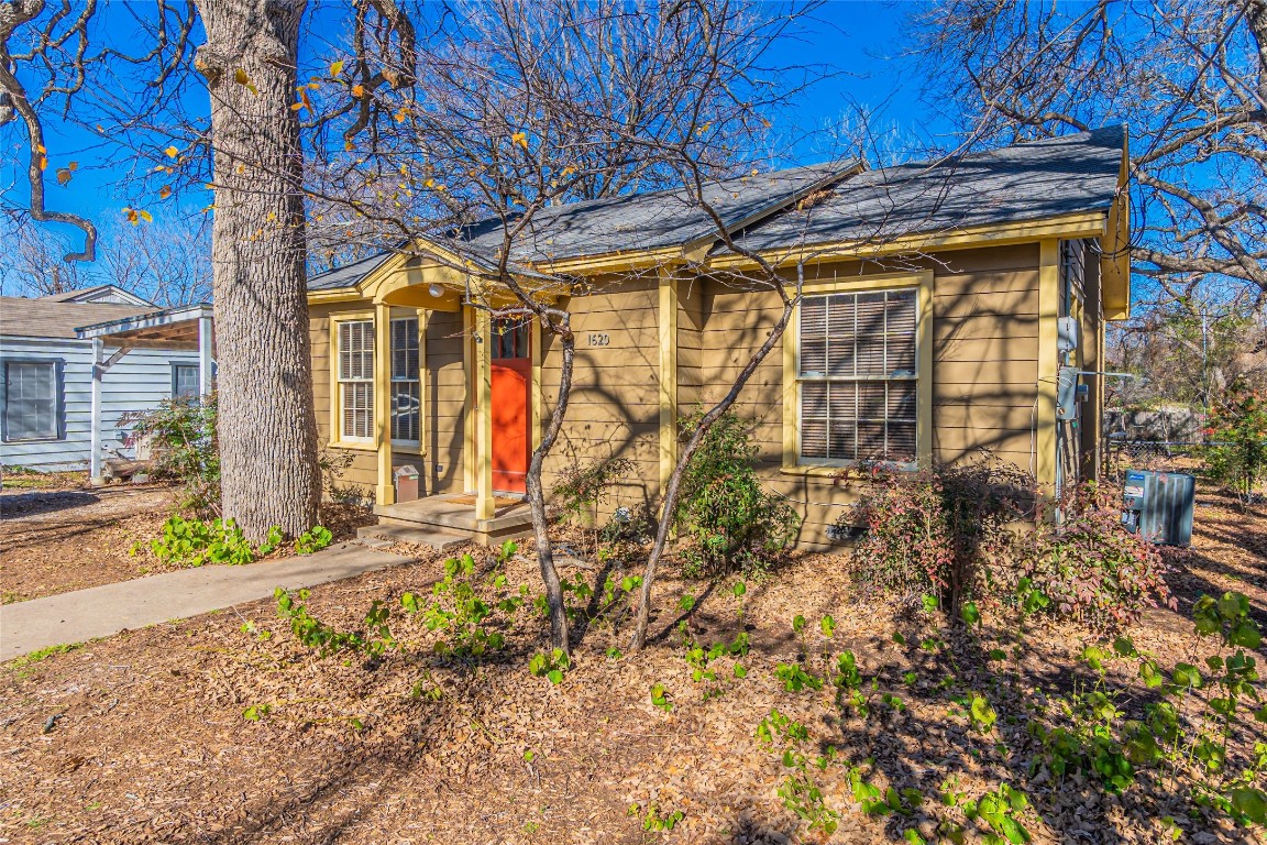 1620 Egan Street Denton TX 76201