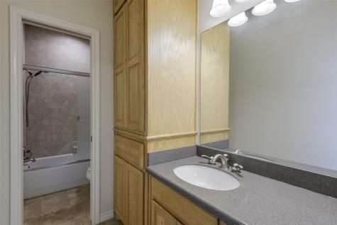 1066 West Road Waxahachie TX 75165