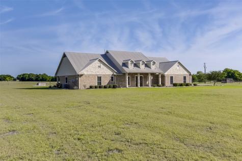 1066 West Road Waxahachie TX 75165