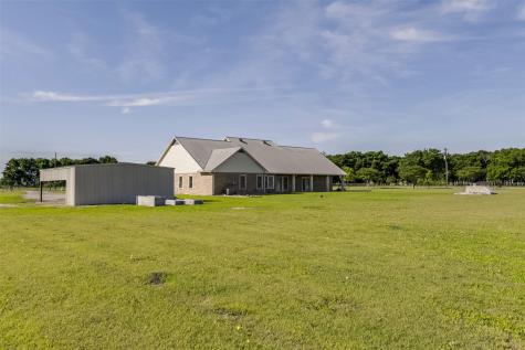 1066 West Road Waxahachie TX 75165
