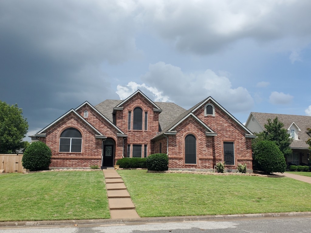 613 Clay Lane Sherman TX 75092