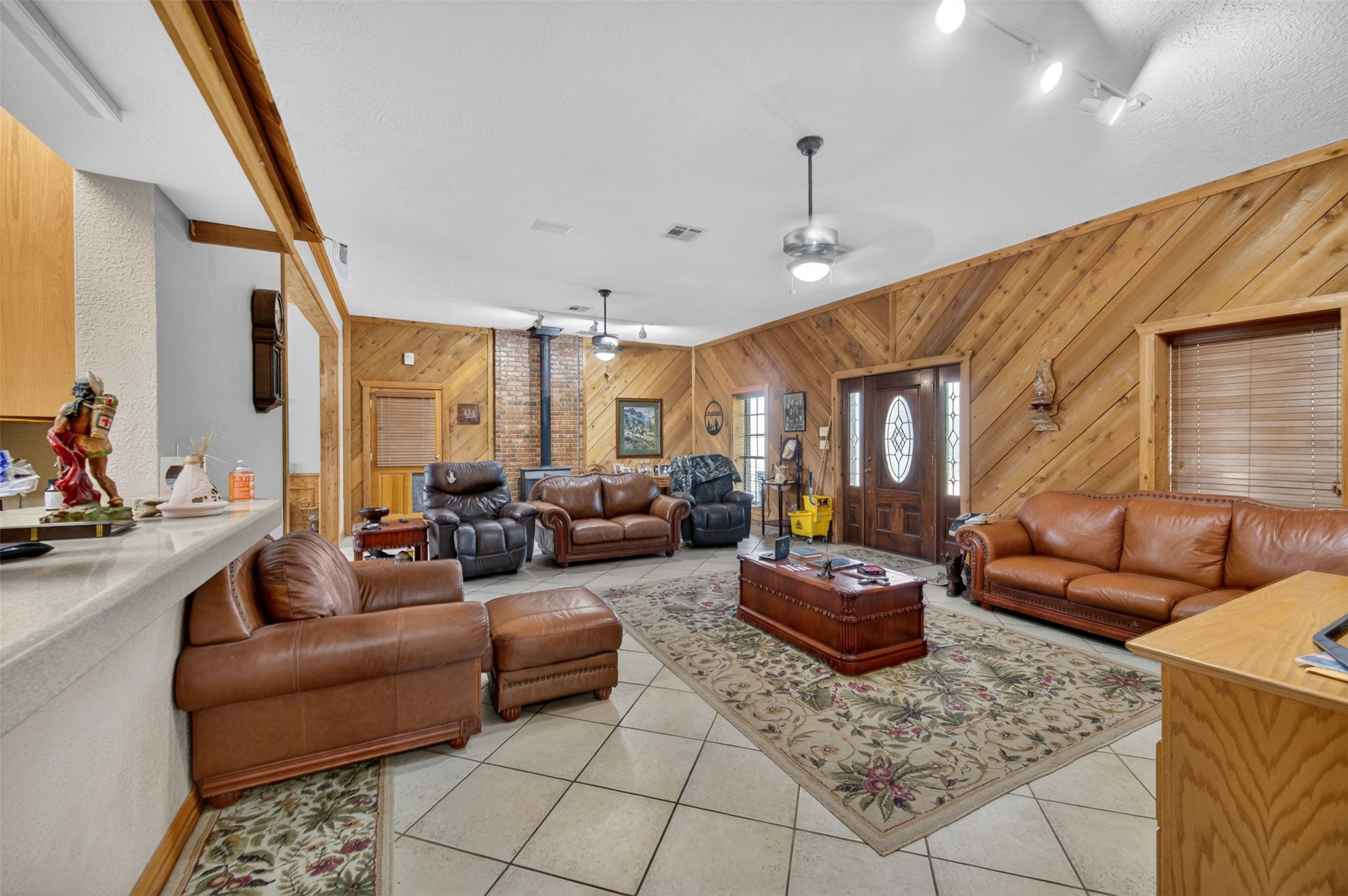 1053 Acr 499 Athens TX 75751