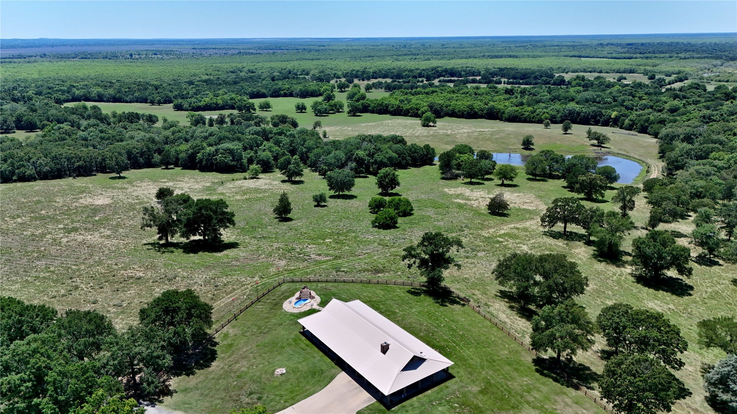 1053 Acr 499 Athens TX 75751