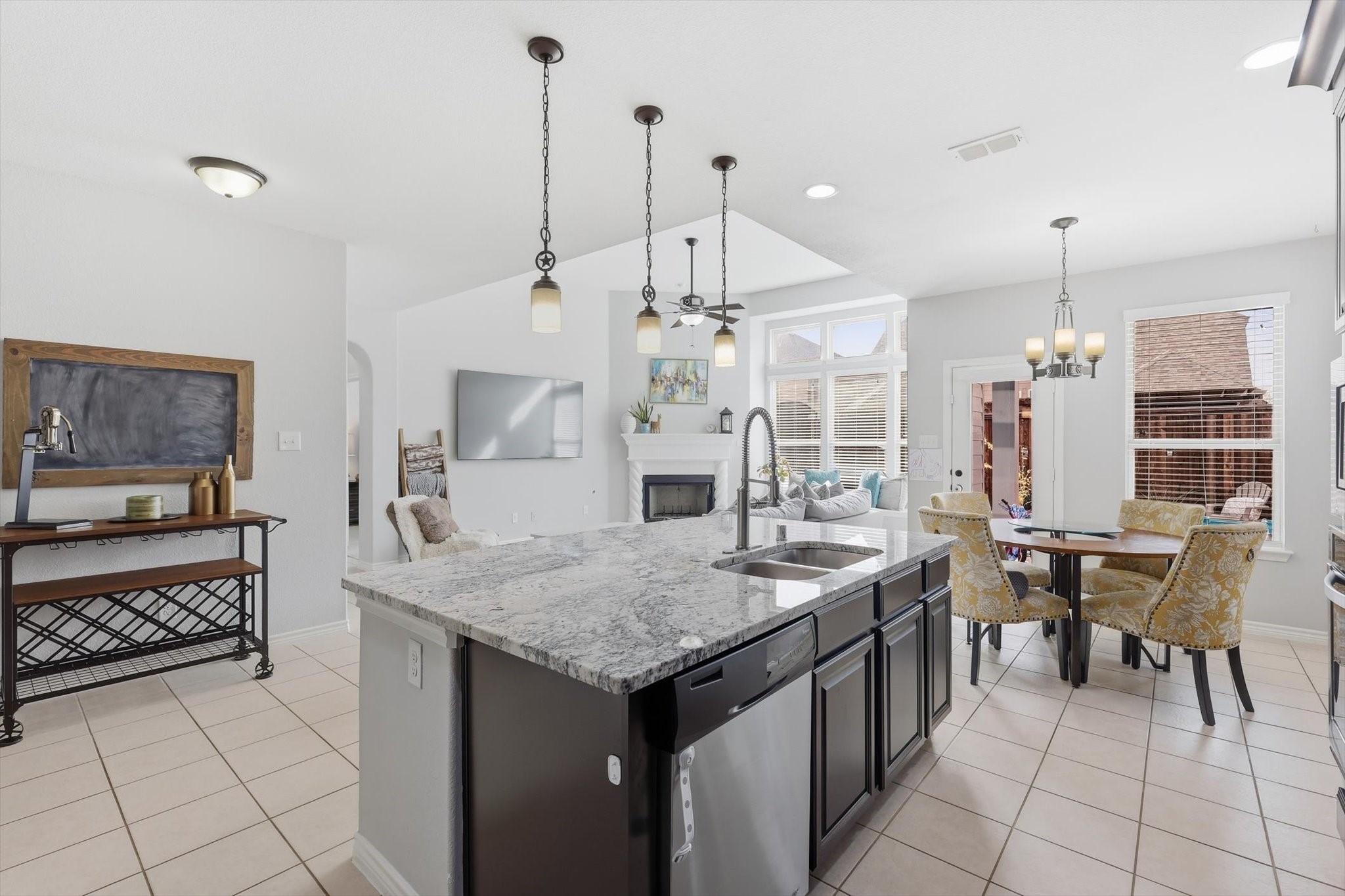 1316 Realoaks Drive Fort Worth TX 76131