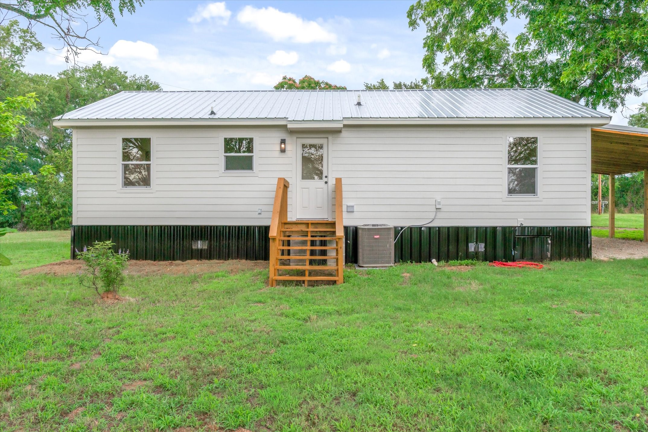 821 Vz County Road 1118 Grand Saline TX 75140